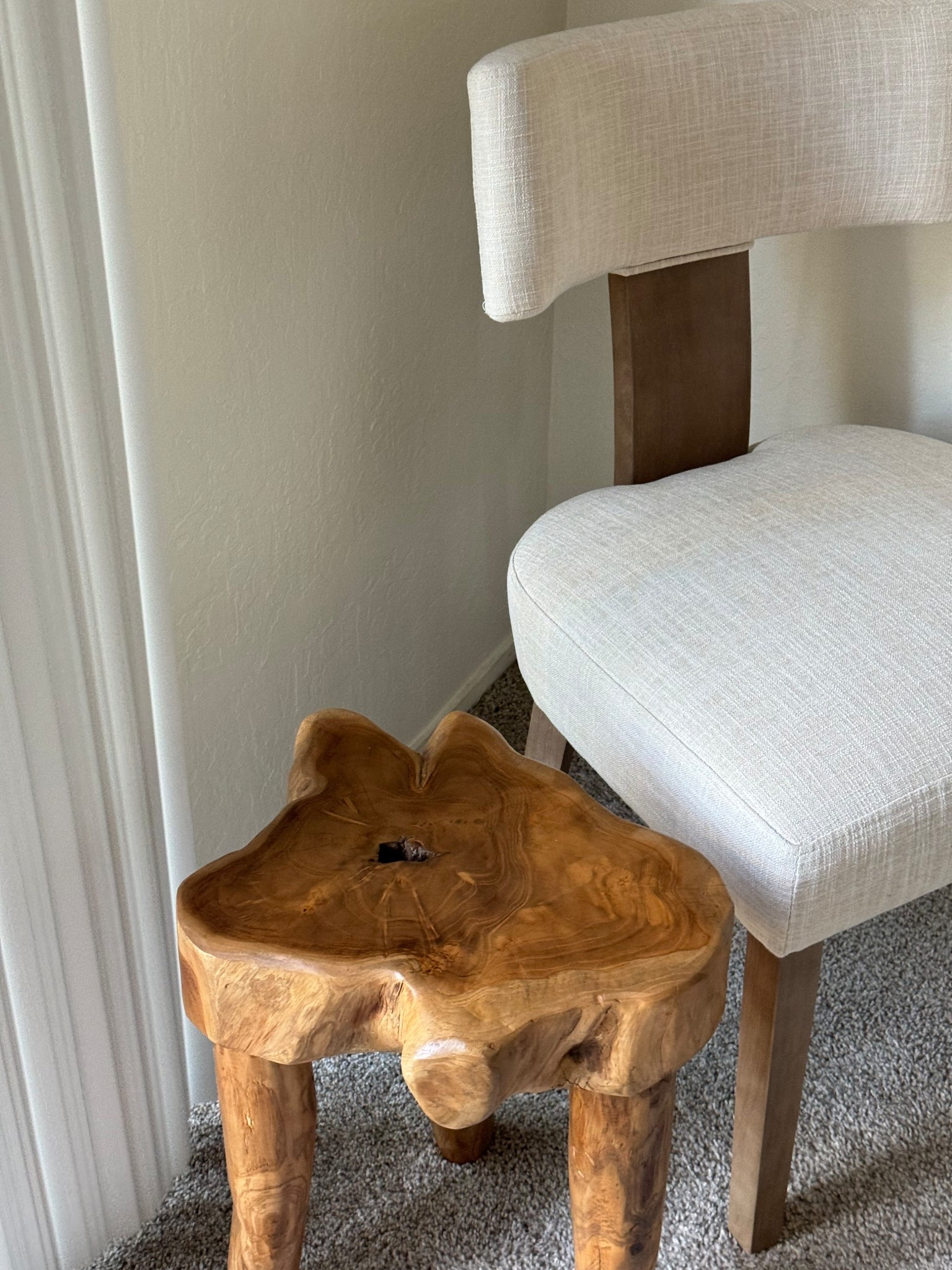 Furniture 🪑 dining room chairs