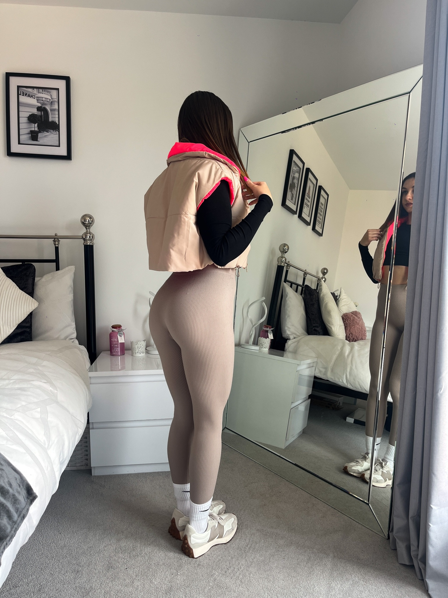 Getting ready for autumn outfits 🤎💘

Such a simple but casual everyday outfit, perfect outfit to transition to a autumn wardrobe 🍂

Autumn outfits, autumn outfit 2023, fall outfits, autumn inspo, autumn outfit inspo, gilet outfit, contour leggings, ribbed leggings outfit, neutral outfit

#LTKsalealert #LTKSeasonal #LTKstyletip