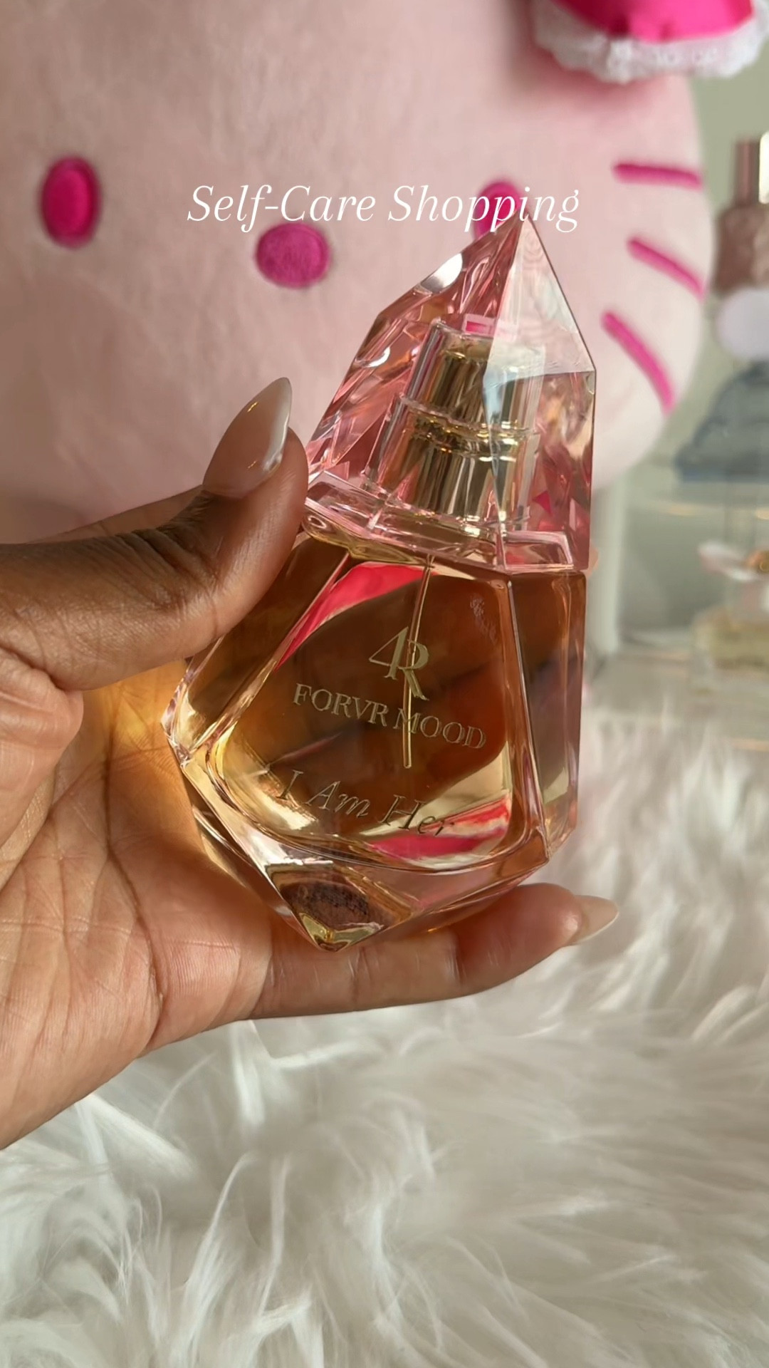 Self-Care Shopping:
Bloom Greens 🍉 + OWYN vanilla shake 🤍 + Dove & Tree Hut shower glow 🛁