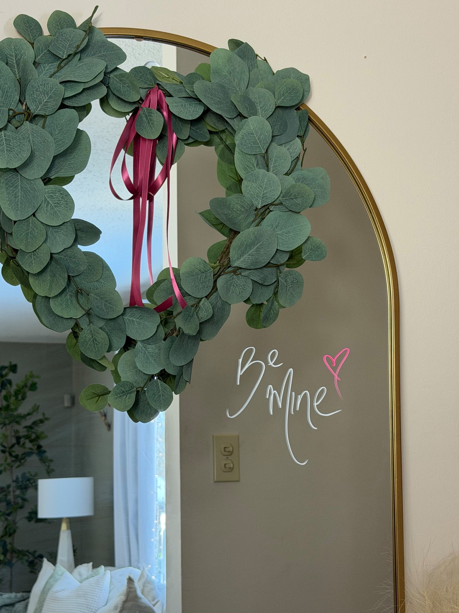 The sweetest diy Eucalyptus Heart wreath for Valentine’s Day! And a cute note to sign 💕

#LTKwinter #LTKdatenight #LTKhome