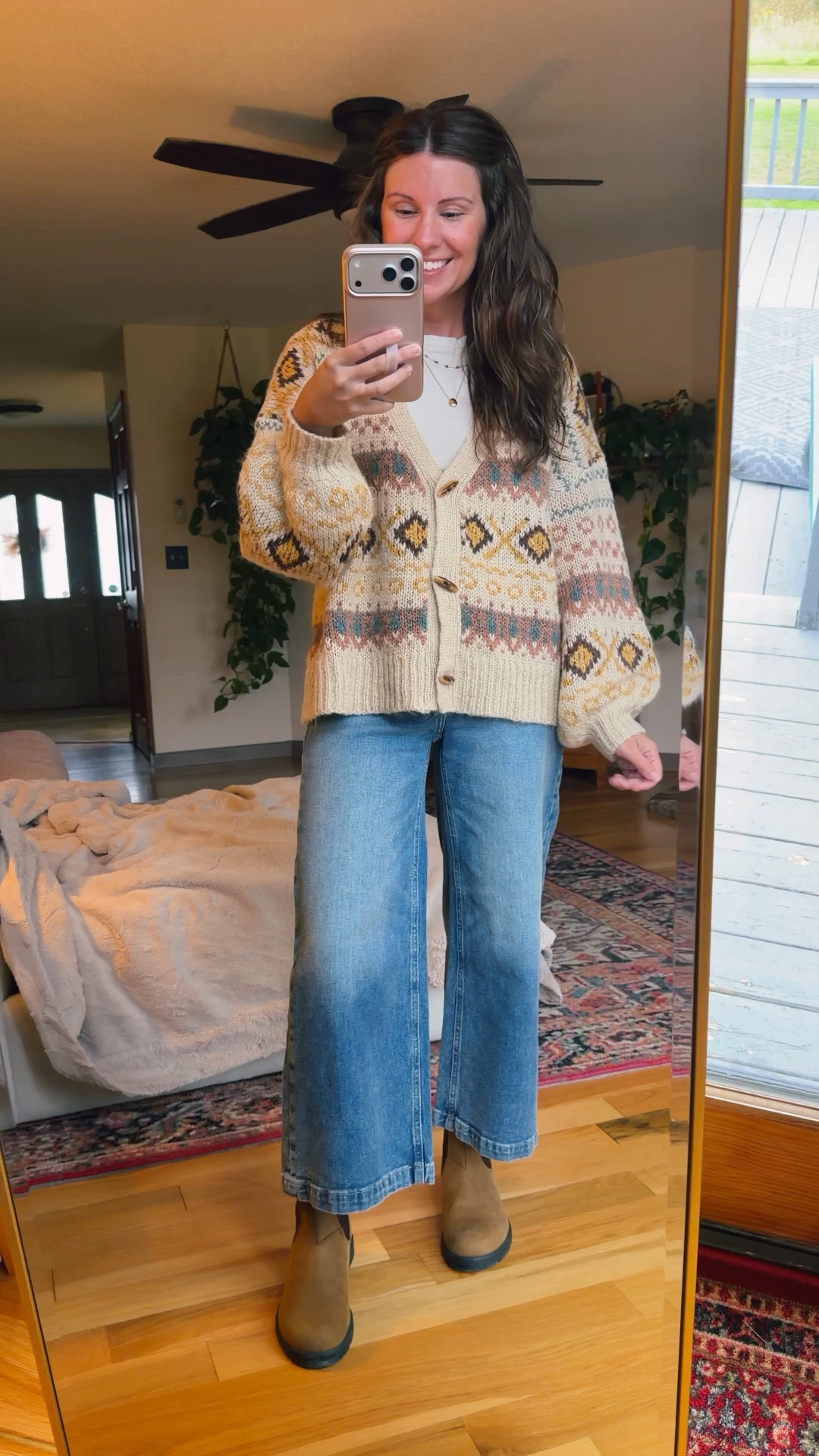 small in my tee, xs in my cardigan (mine is older from another brand but this one is identical), 24 short/petite in my jeans and 6.5 in my blundstone boots

#LTKPetite #LTKSeasonal #LTKootd