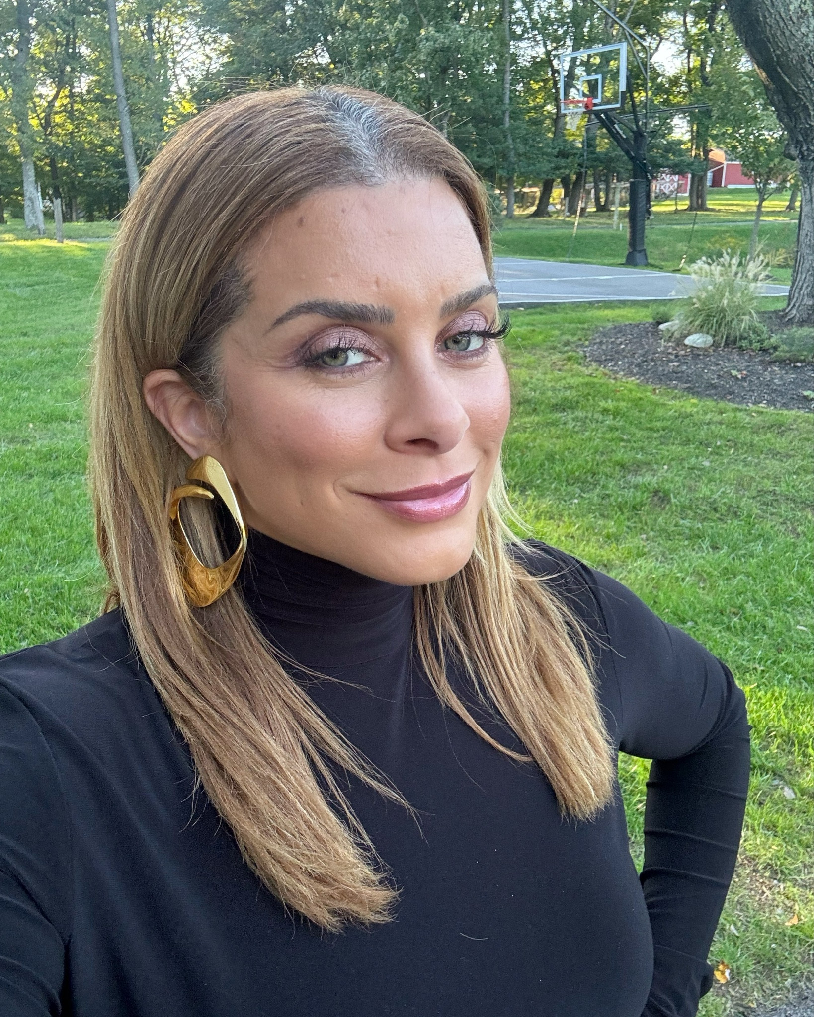 These earrings 🥰🥰🥰
Available for preorder now  