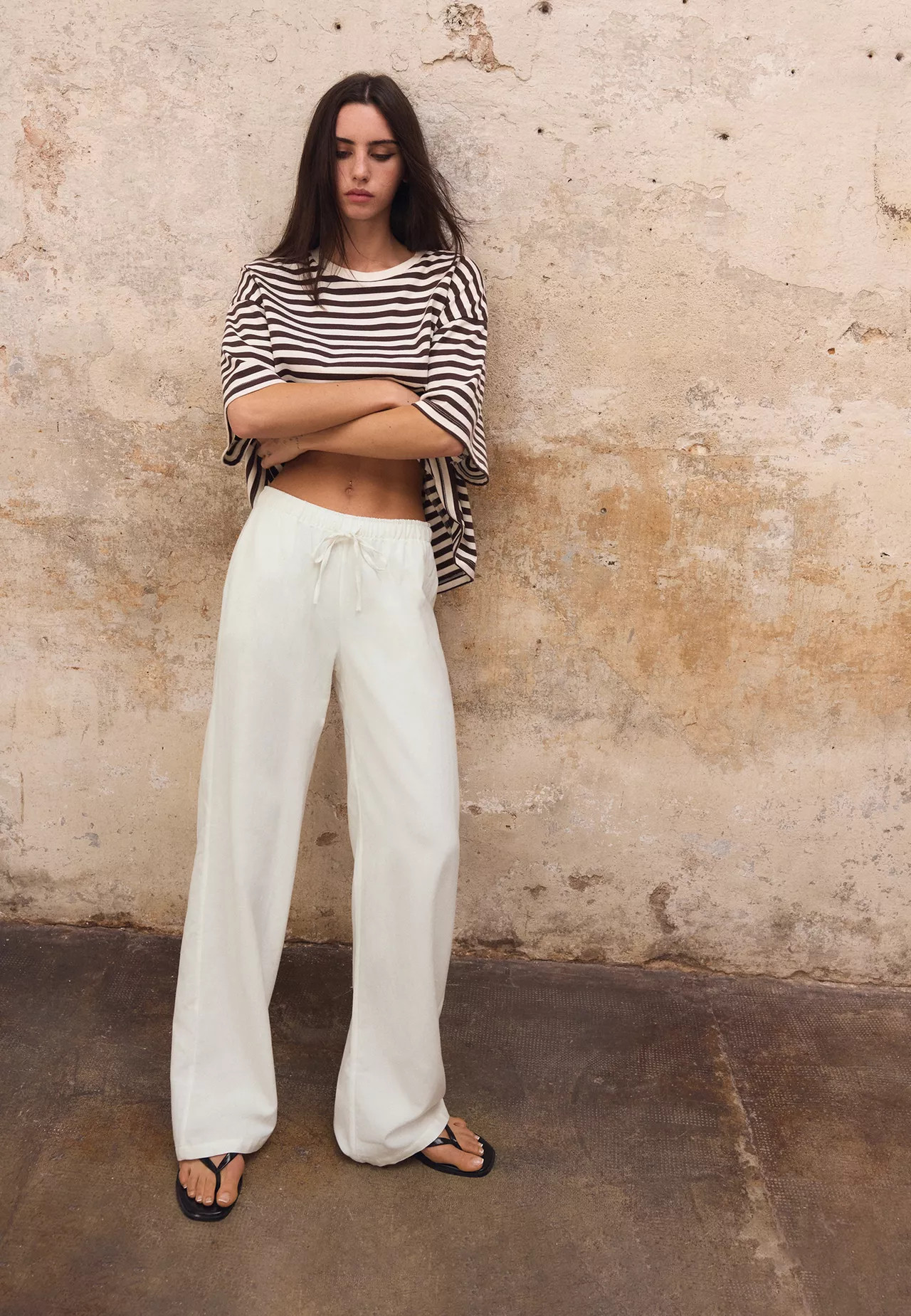 Drawstring linen-effect trousers - Women's Trousers | Stradivarius United Kingdom | Stradivarius (UK)