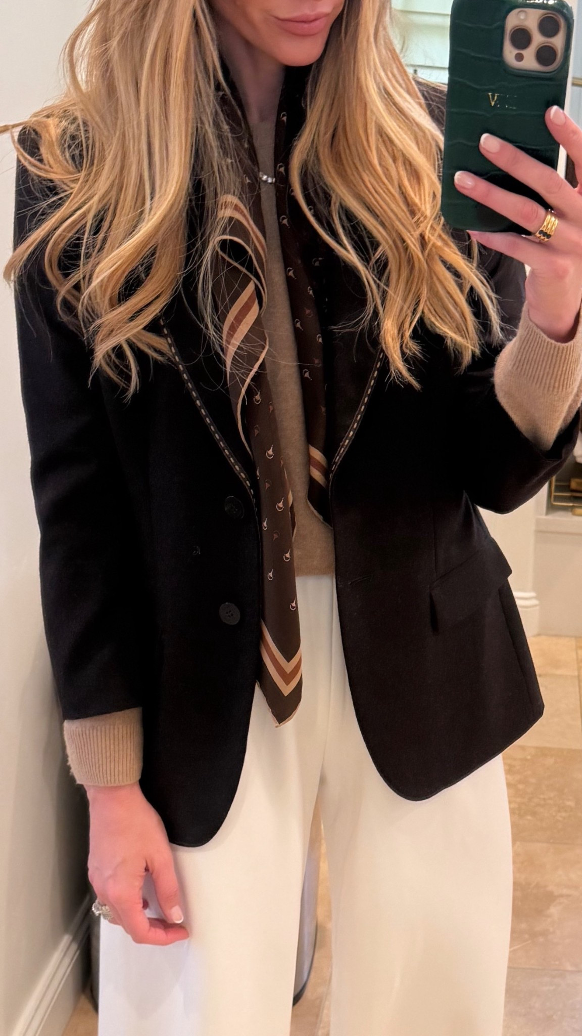 Outfits I’m wearing in Aspen!

Aspen outfits - Aspen travel - Aspen OOTD - spring outfits 

#LTKdayinmylife #LTKootd