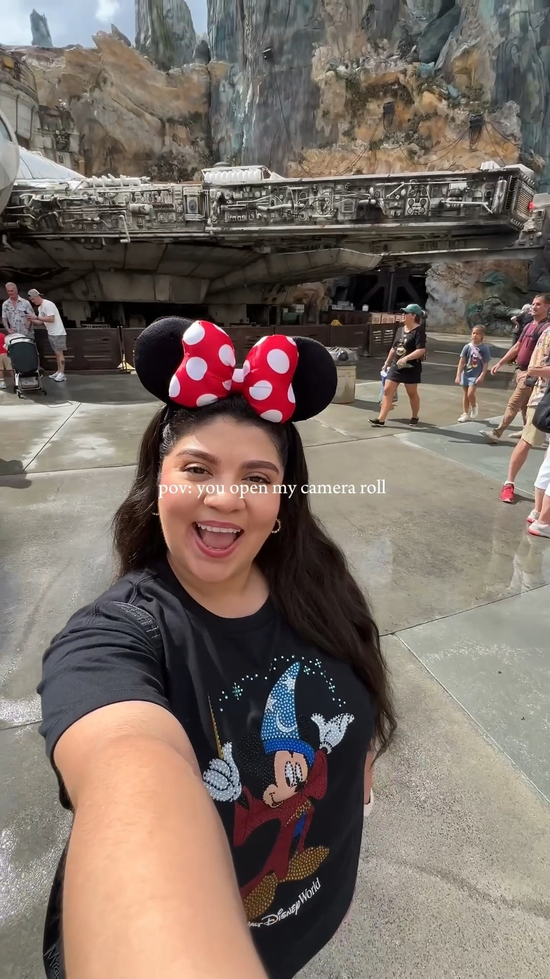 Endless hours of pure. Disney magic live inside my camera roll. 🫶🏼✨

#LTKdayinmylife #LTKootd #LTKvlog