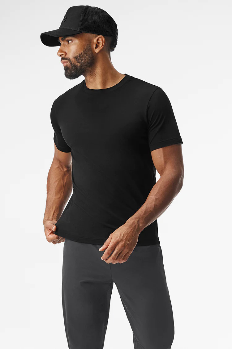 Conquer Reform Crewneck Short Sleeve | Alo Yoga (US)