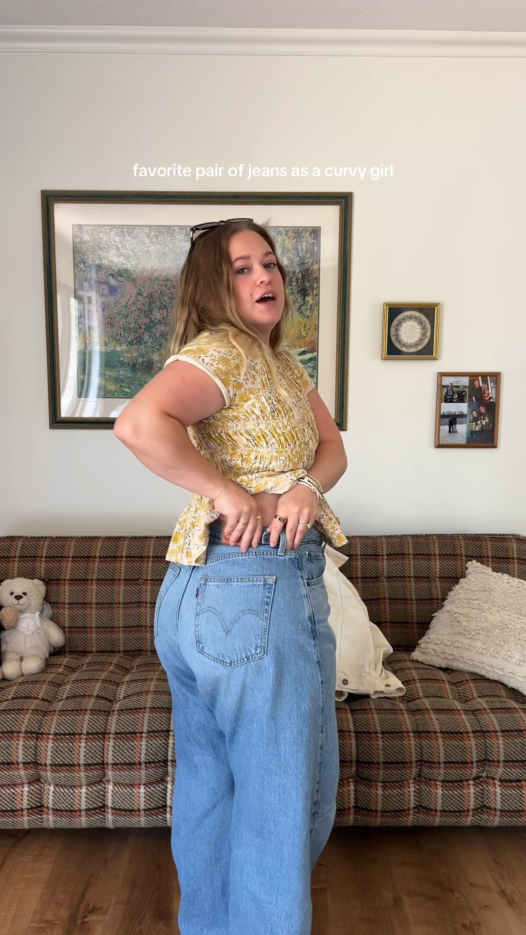 Resharing my favorite pair of jeans as a curvy girl 👖💙

@levi 

#cinchjeans #curvyjeans #barreljeans #favoritejeans #jeans

#LTKgrwm #LTKootd