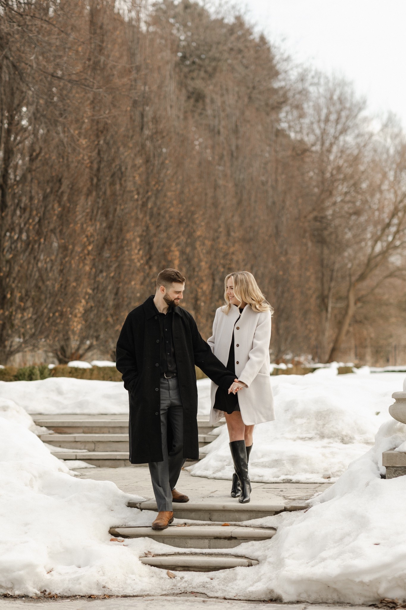 Winter engagement photos 💍❄️

#LTKcanada #LTKwedding