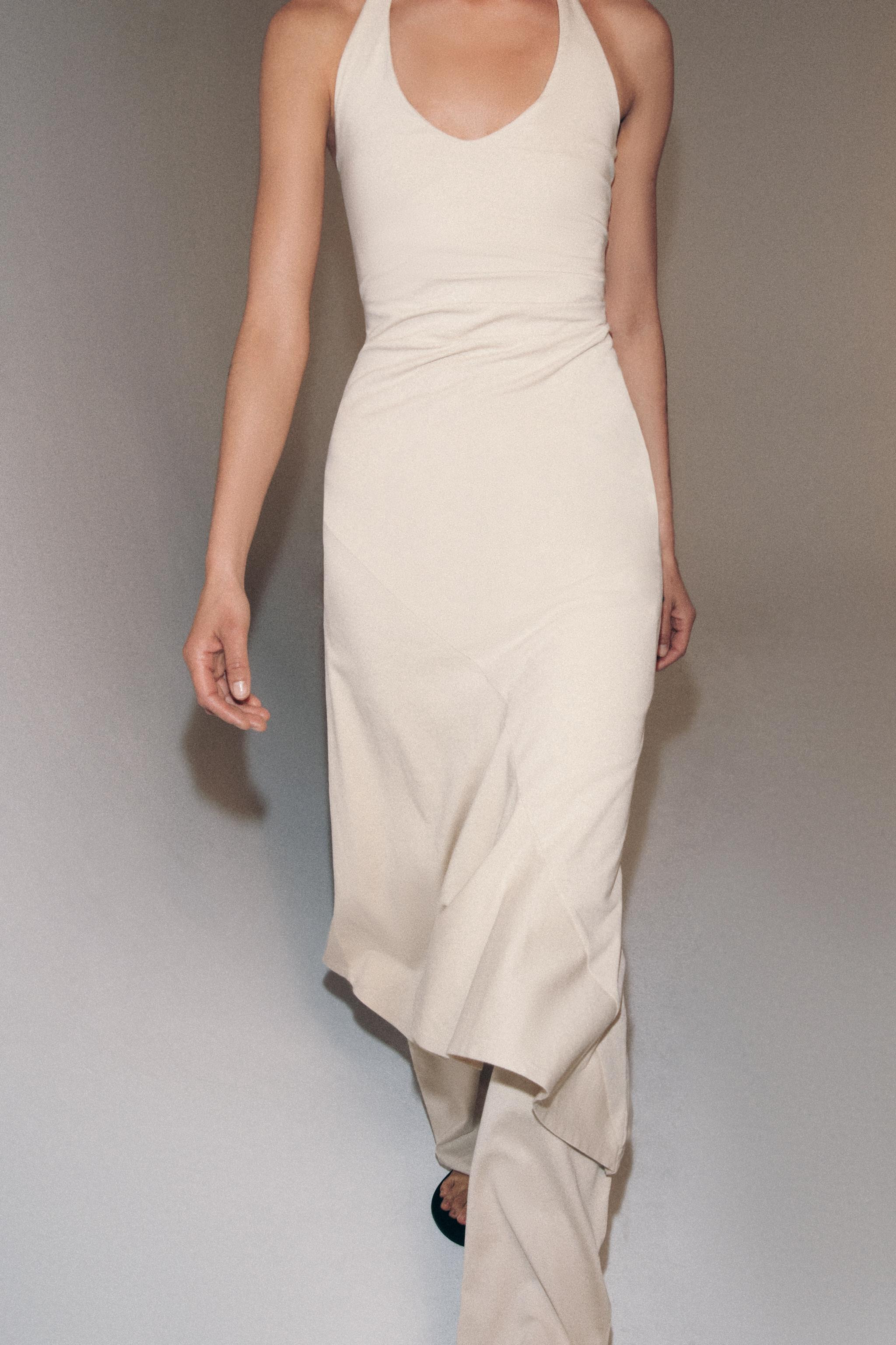 OPEN-BACK DRESS | Zara UK