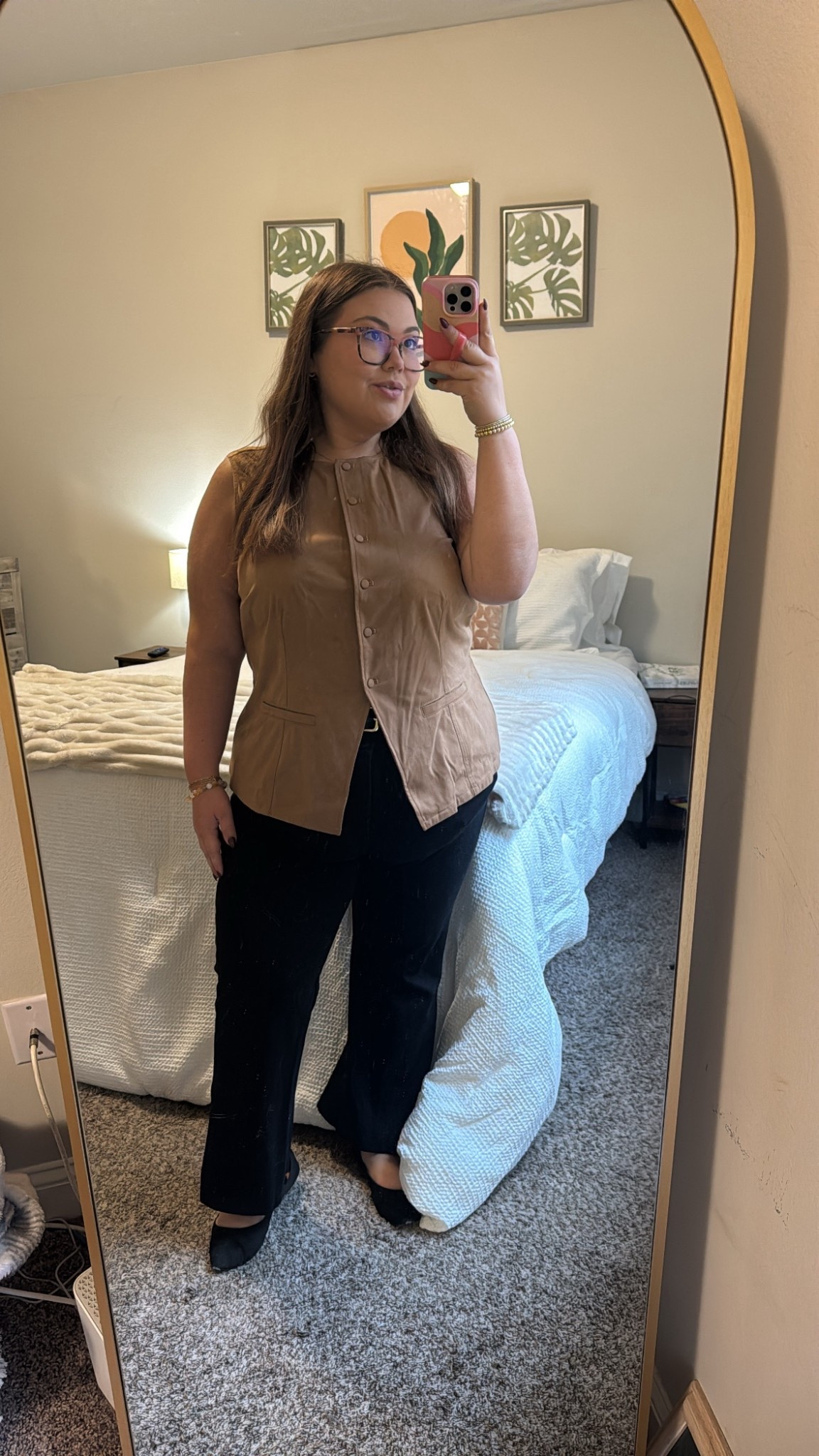 love this vest for work!