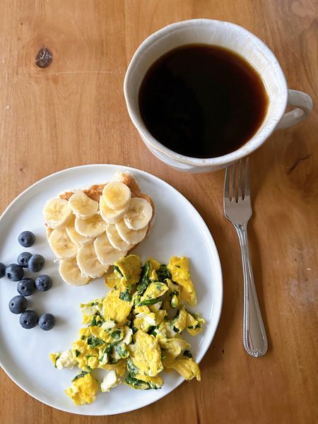 One of my favorite things from my wedding registry! The Mercer line from Crate & Barrel is the best everyday plates and bowls. Using the salad plate here! #weddingregistry #registrymusthave #wedding 

#LTKhome #LTKwedding #LTKFind