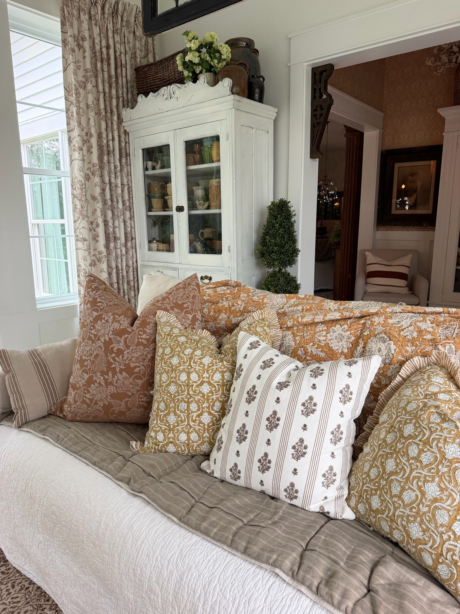 Pretty fall pillow combo

#LTKSeasonal #LTKHome
