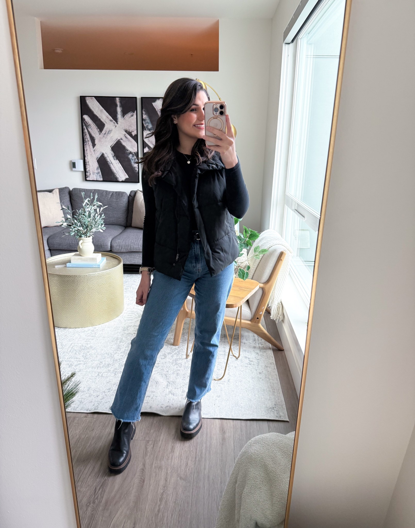 these boots have become my ride or die for those rainy and winter days. wore them all over Europe too and they are extremely comfortable and versatile. i wear a size 8.5 (tts) 

rainy day outfit | spring transition outfits | casual style | everyday style | effortless style | chelsea boots


#LTKFindsUnder100 #LTKStyleTip #LTKShoeCrush