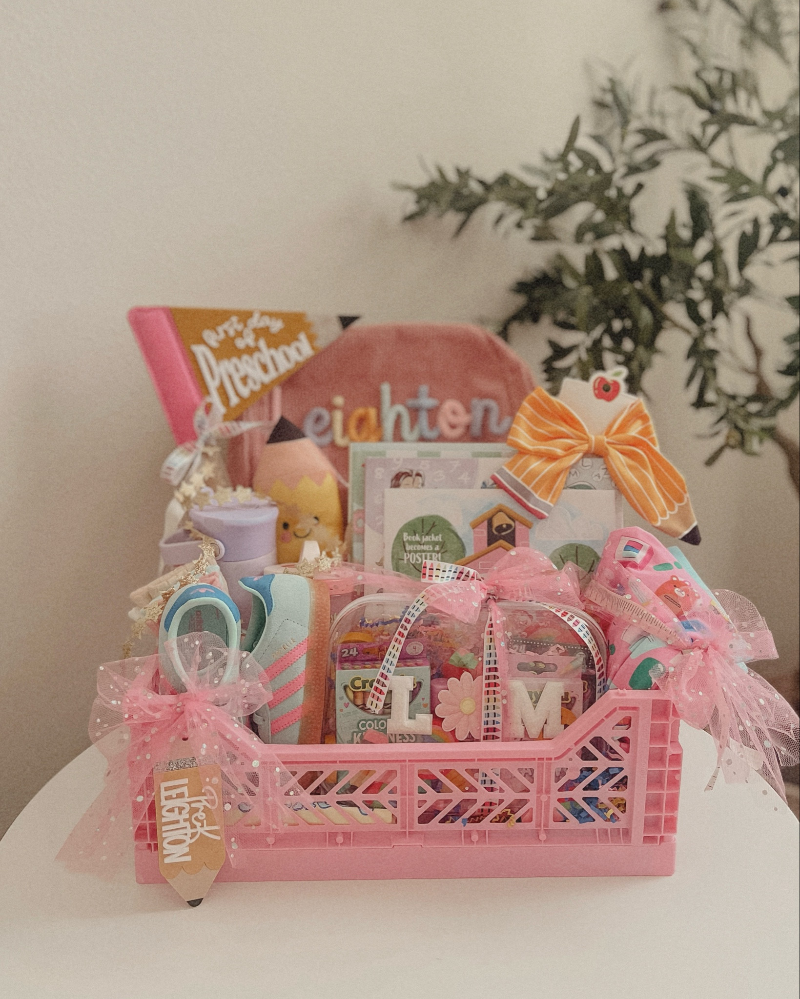 A back to school basket for my girl. 
✨✏️🎀✨

#prek #preschool #homeschool #backtoschool #backtoschoolshopping #kidsbooks #prekactivities #schoolbasket #backtoschoolbasket #firstdayofschool #toddleractivity #prekbooks #schoolsupplies #homeschooling #homeschoolpreschool

#LTKKids #LTKSeasonal #LTKFamily