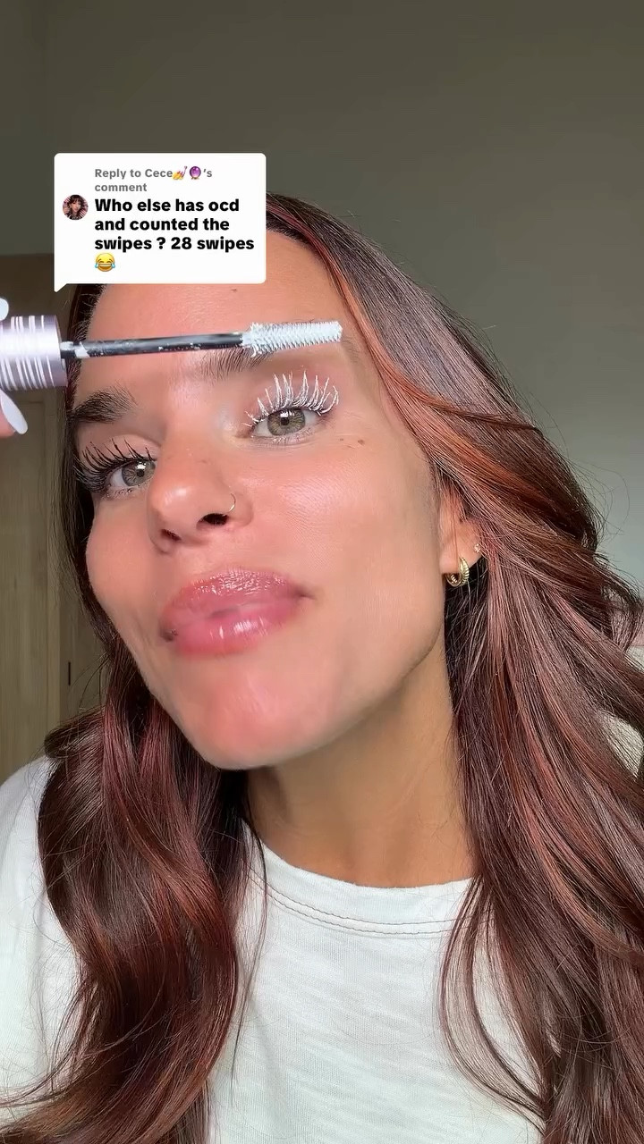 Want lashes that stay lifted all day without smudging? 👀

The Tartelette Tubing Mascara by Tarte wraps each lash with tubing technology for length, lift, and zero flakes. Perfect for long days, humid weather, and easy removal with just warm water.

Comment “primer” and I’ll DM you the shop link. 💌

✨ Lengthening tubing formula
✨ Smudge-resistant + flake-free
✨ Removes easily. No harsh rubbing

#taylorbecker #taybeckerbeauty #charlestonsc #tartemascara #tubingmascara