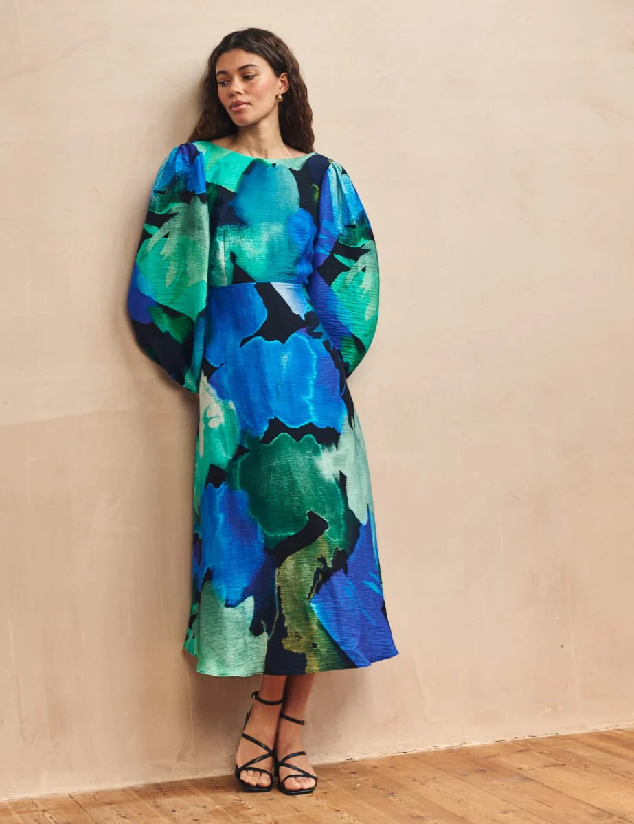 Blue Watercolour Floral Zora Midi Dress
  

  
    
      £91.00
      £130.00 | Nobody's Child