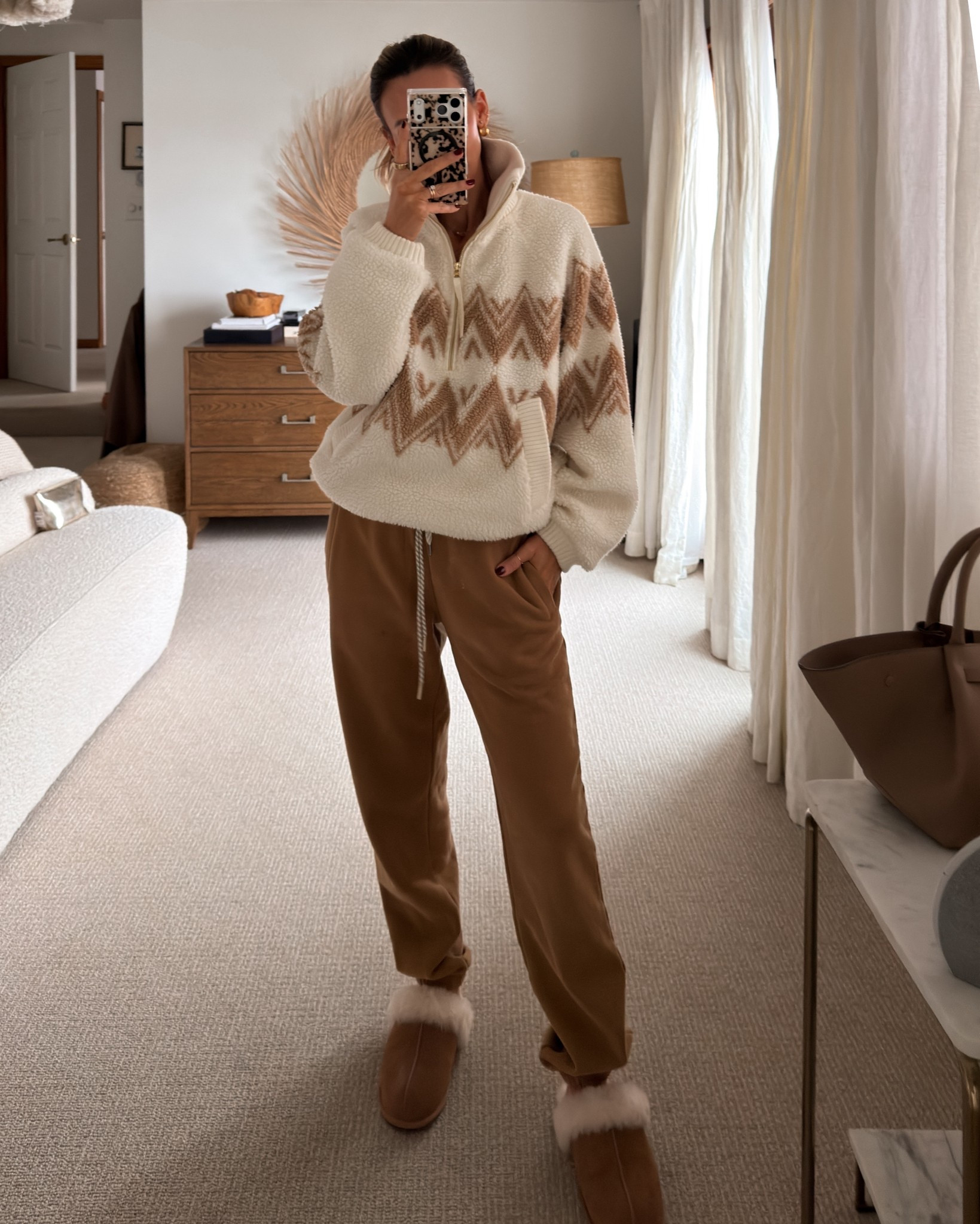 What I’m wearing in the house today! This shearling half zip is the perfect amount of oversizeness and super warm! 

#LTKHoliday #LTKootd #LTKGiftGuide