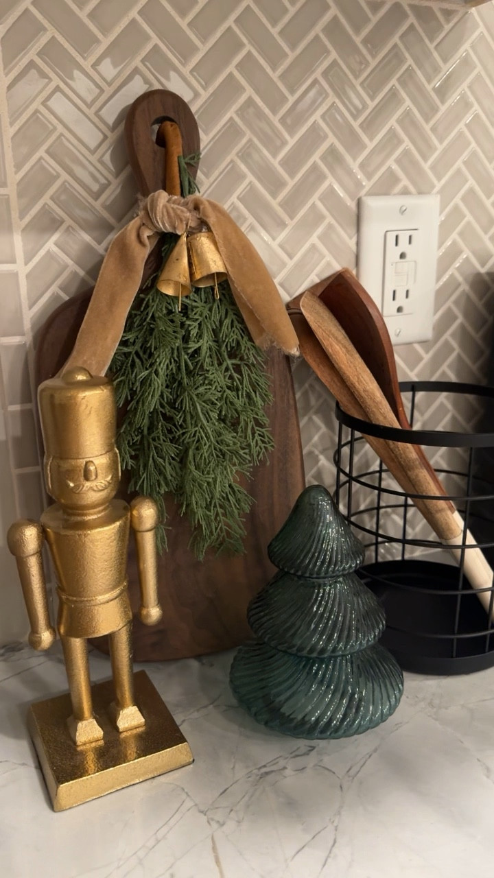 Looking for a quick DIY Christmas decor idea for your kitchen? This was done in under 5 minutes and just adds that perfect simple little touch of Christmas in your home! 🎄🎅🏻

#LTKHome #LTKHoliday #LTKSeasonal