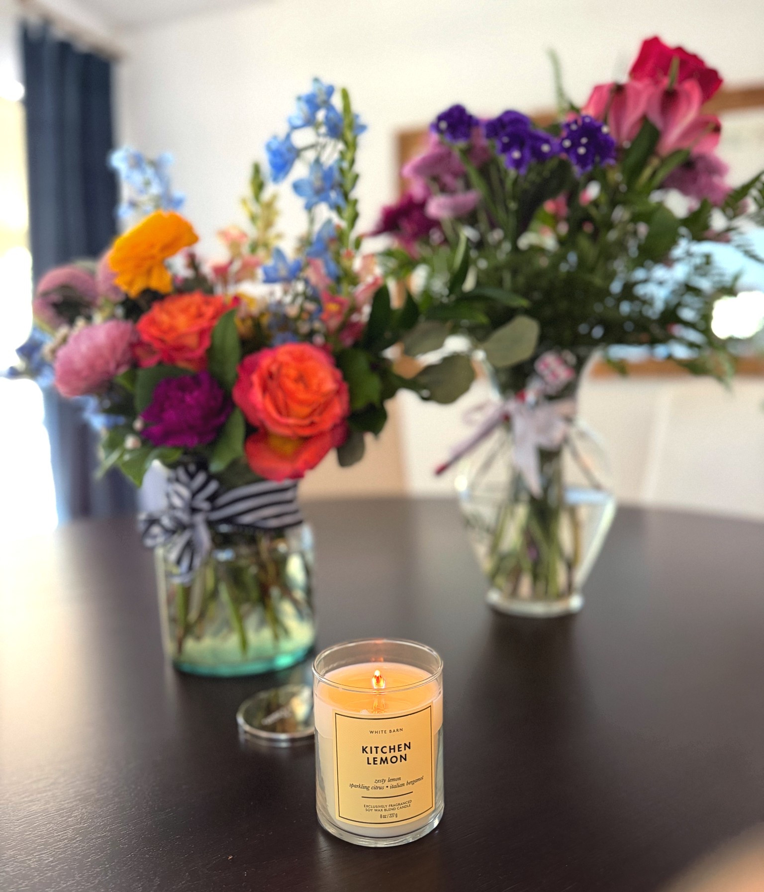 I've been loving this candle for spring! It smells so fresh and crisp!
........
Bath and body works favorite bath and body works candles cozy candle
Home decor spring home refresh home finds home favorites housewarming gift spring finds spring favorites lemon candle fresh candle vase shelf decor fresh flowers target candle Anthropologie candle 

#LTKHome #LTKmorningroutine #LTKSpringSale