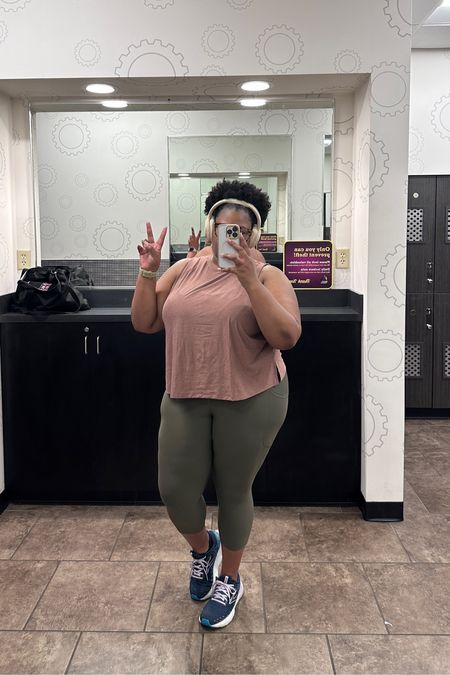 Been hitting the gym consistently and I found the most comfortable outfit from Old Navy. Linking my favorites. 

#LTKPlusSize #LTKOver40 #LTKActive