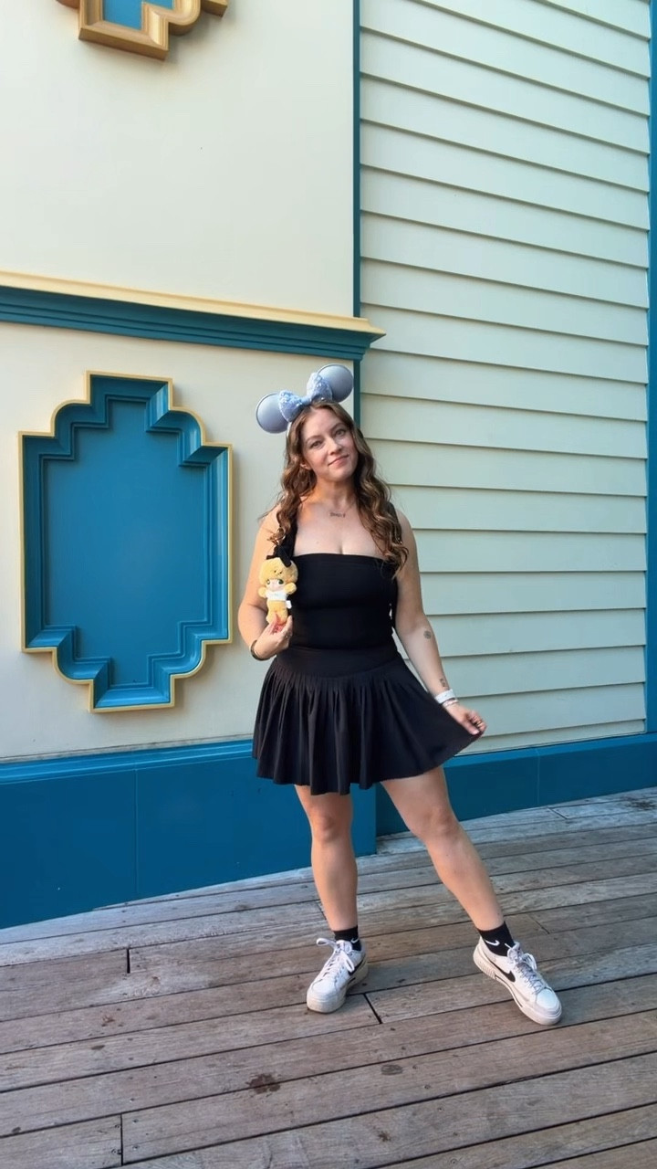 Basics with a twist 

#LTKdayinmylife #LTKTravel #LTKootd