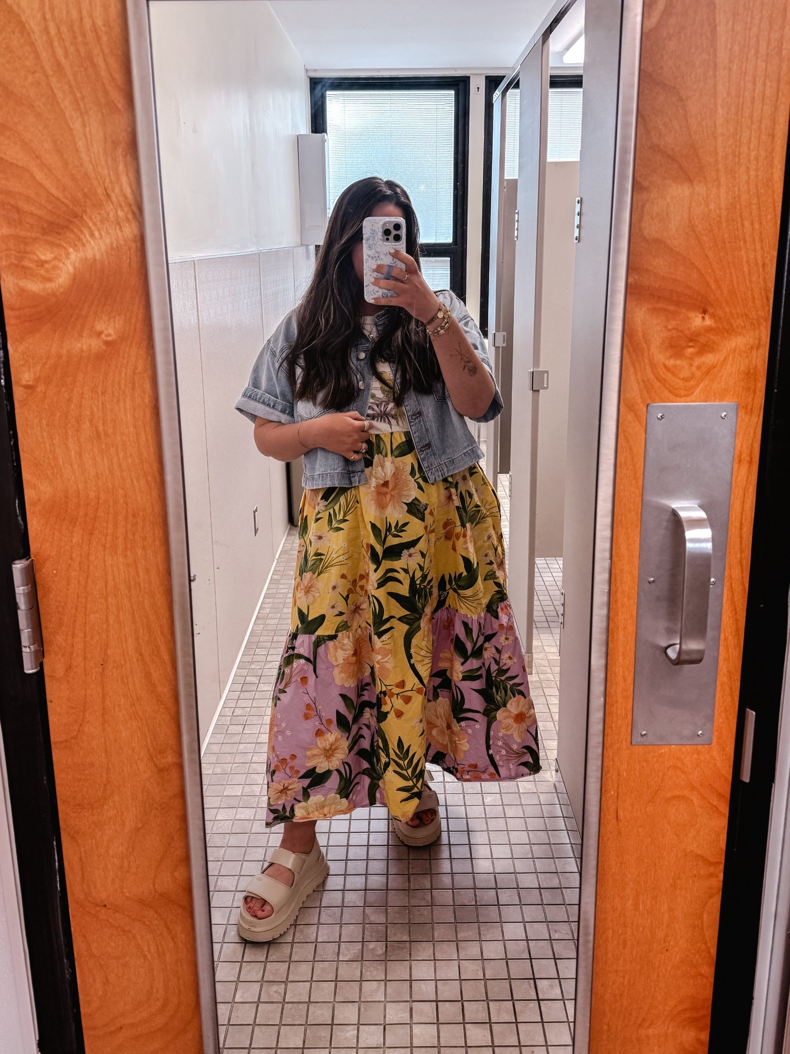 Teacher ootd 🩵

#LTKShoeCrush #LTKxMadewell #LTKMidsize