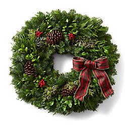 Teufel 22" Fresh Traditional Christmas Wreath | Lands' End (US)