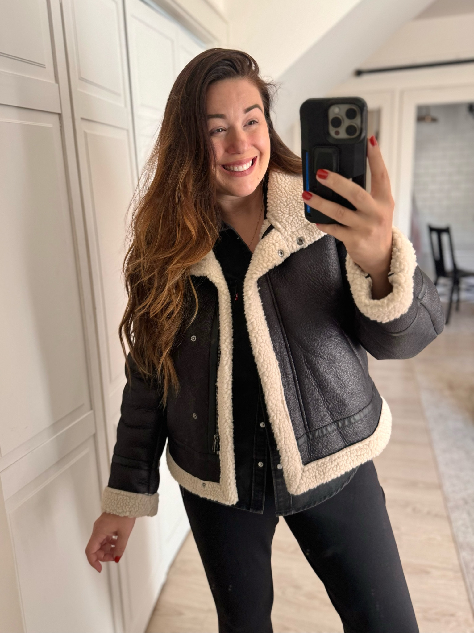 Aviator Fall Jacket! 

#LTKSeasonal #LTKmidsize #LTKHolidaySale