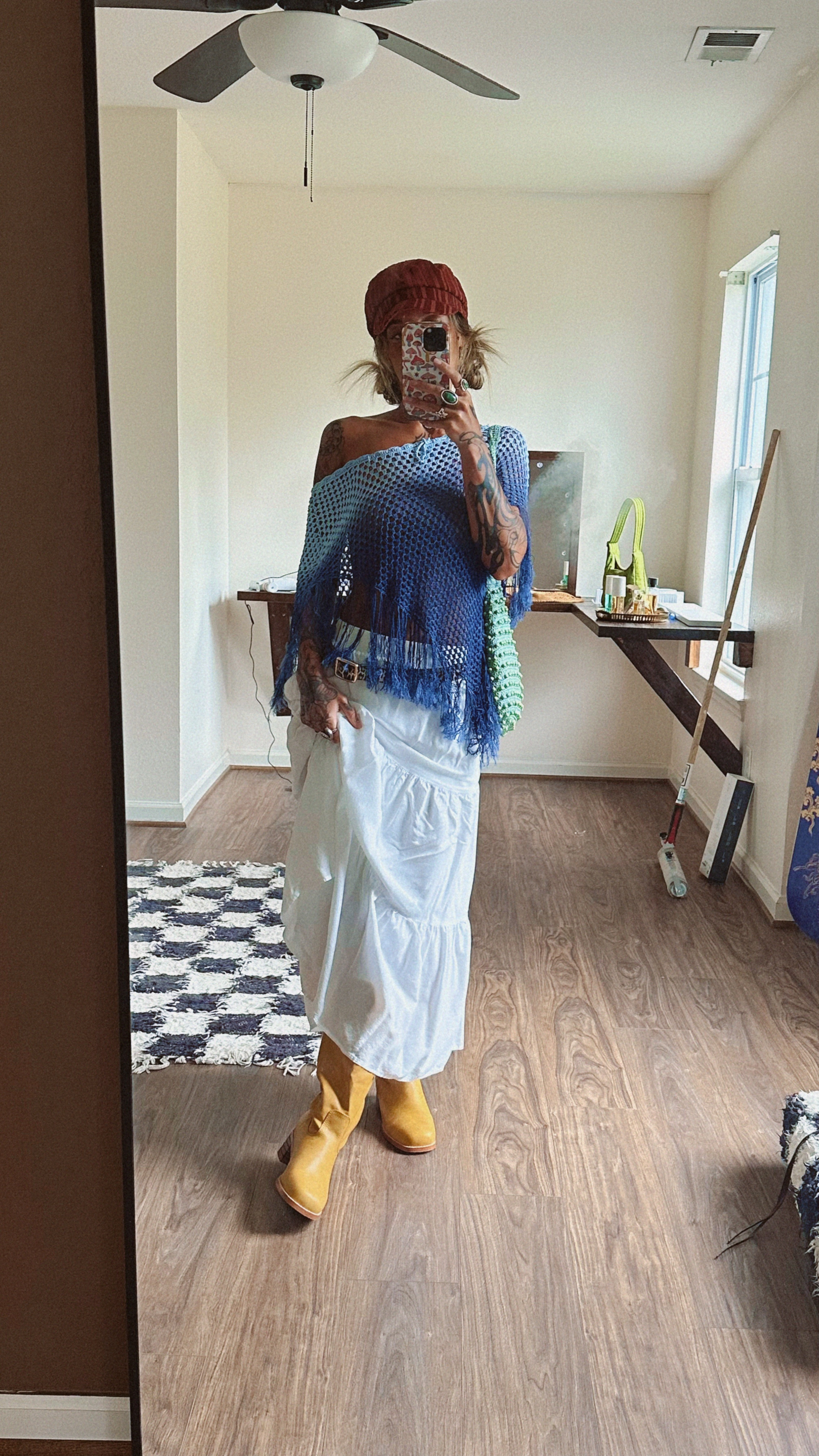 The poncho and purse were both thrifted

#style #styleinspo #vintage #vintagestyle #vintagefashion #amazon #amazonfinds

#LTKFindsUnder100 #LTKShoeCrush #LTKStyleTip