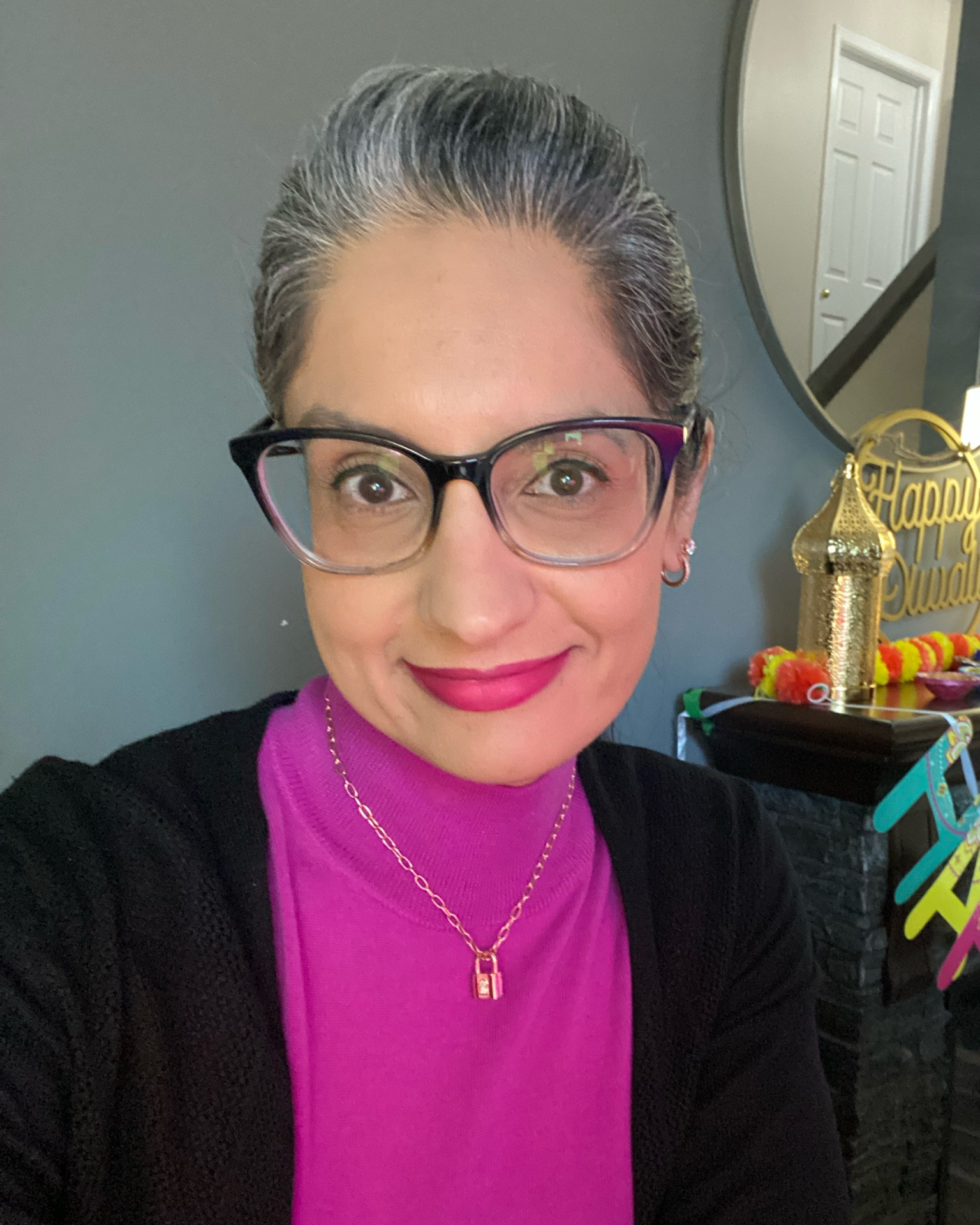 I needed a rose gold necklace to go with my earrings & bracelet and found this chain on clearance at Pandora. The padlock comes with a key as well & opens/locks. I’ve linked similar chains as I cannot find this one online.

#LTKworkwear #LTKstyletip #LTKcanada