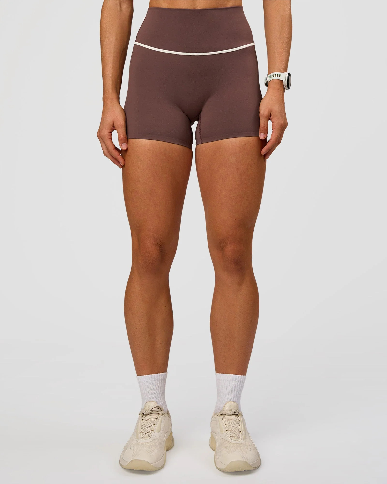 Pinnacle High-Rise 4" Short - Cocoa Powder-Off White | LSKD | LSKD