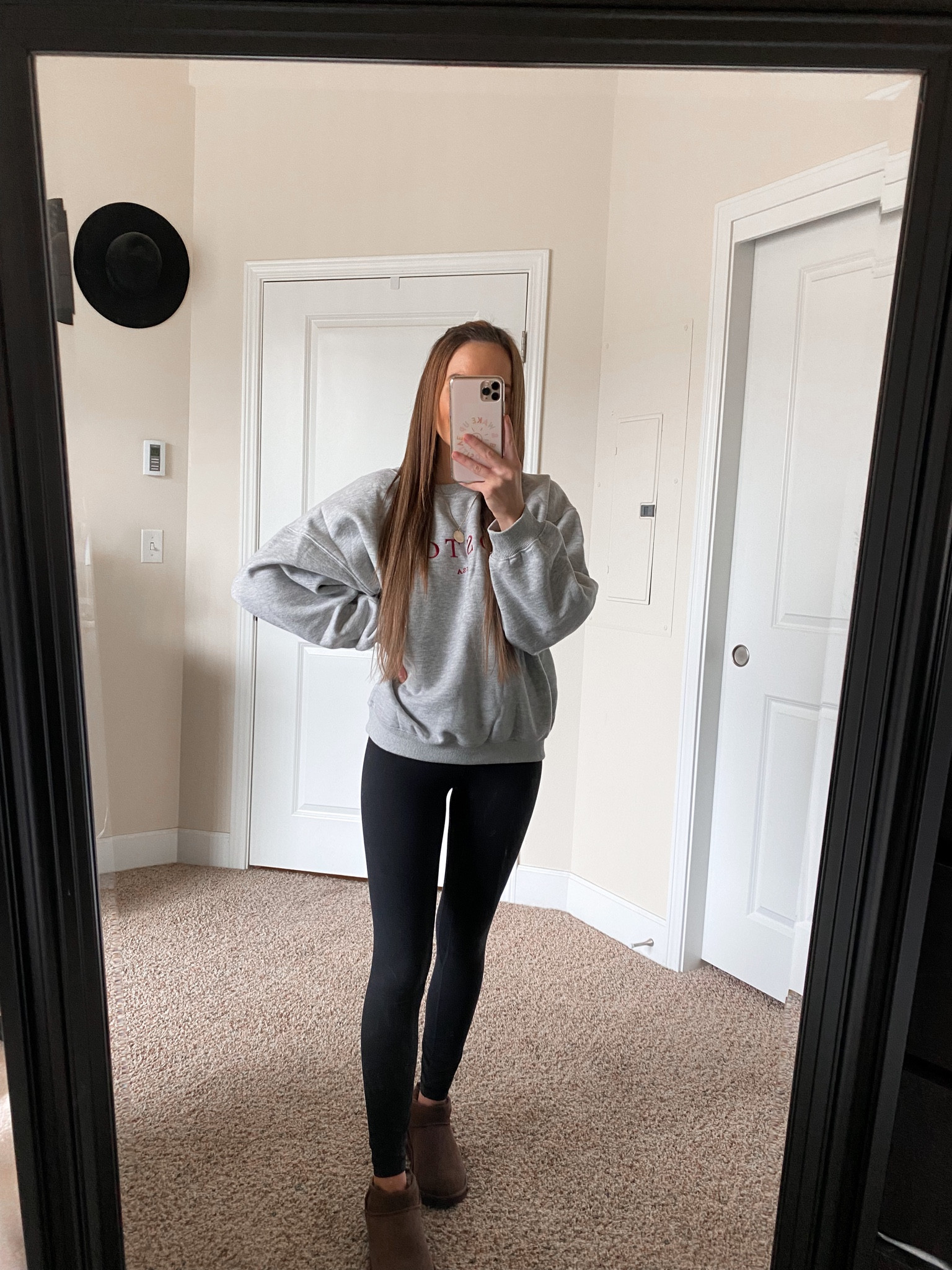 Petal + Pup ‘Boston’ crewneck pullover (code KELSIE20 thru 9/30) size 0 runs a little big, lululemon align leggings, ugg ultra minis in brown

#LTKshoecrush #LTKSale #LTKSeasonal