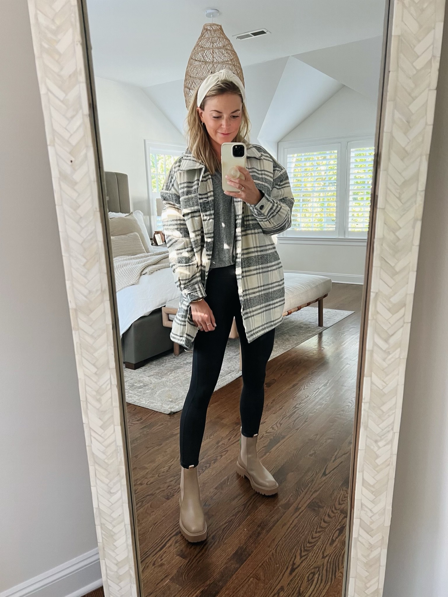 Fall outfit 
•plaid shaket - 25% off with code FCFF25 (size XS, runs oversized) 
•faux leather leggings (small) 10% off with code KENDALLXSPANX
•brown Chelsea boots (tts) 


#LTKSeasonal #LTKshoecrush #LTKstyletip