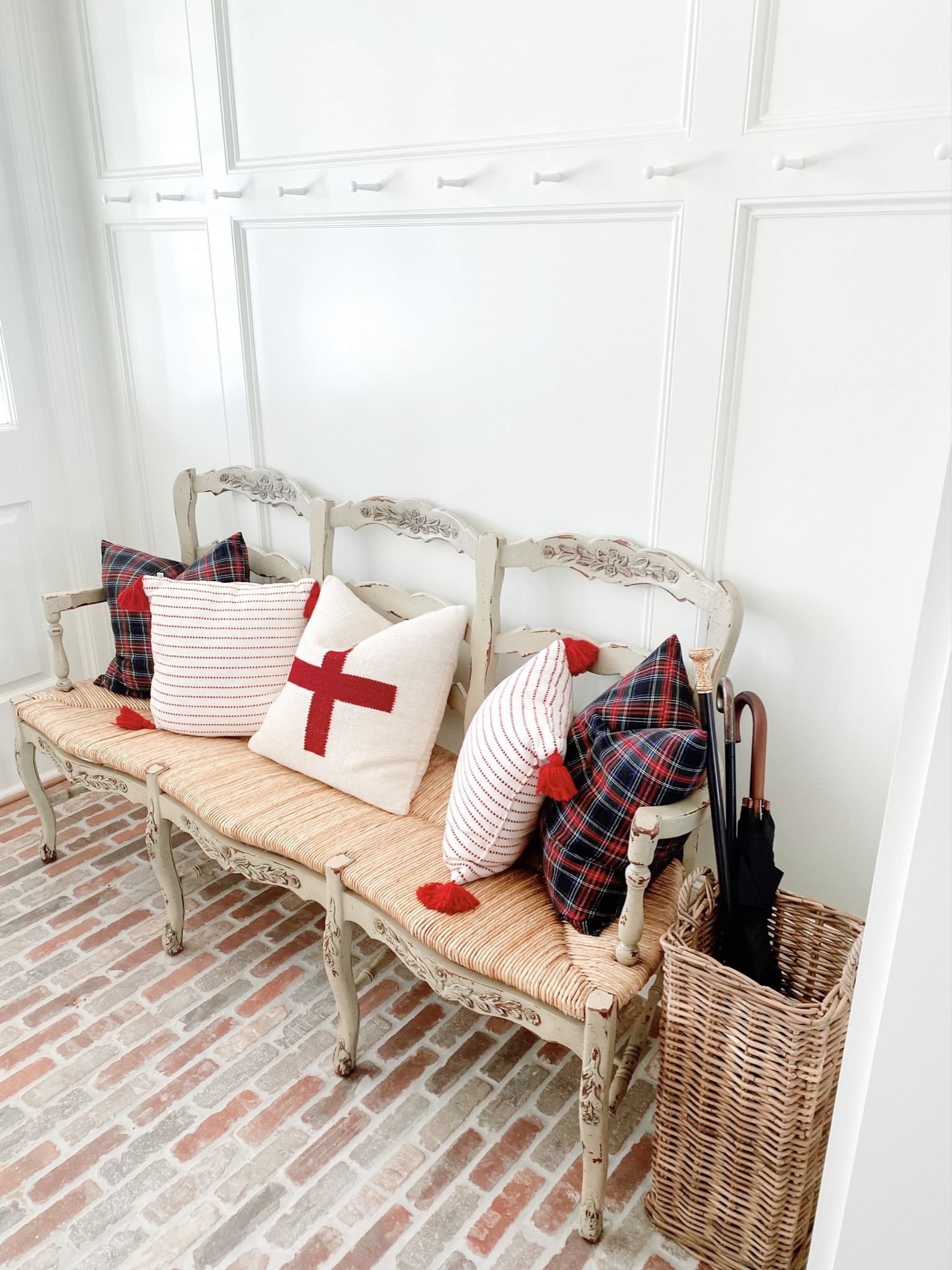 First entryway details #hohsoutherncapecod