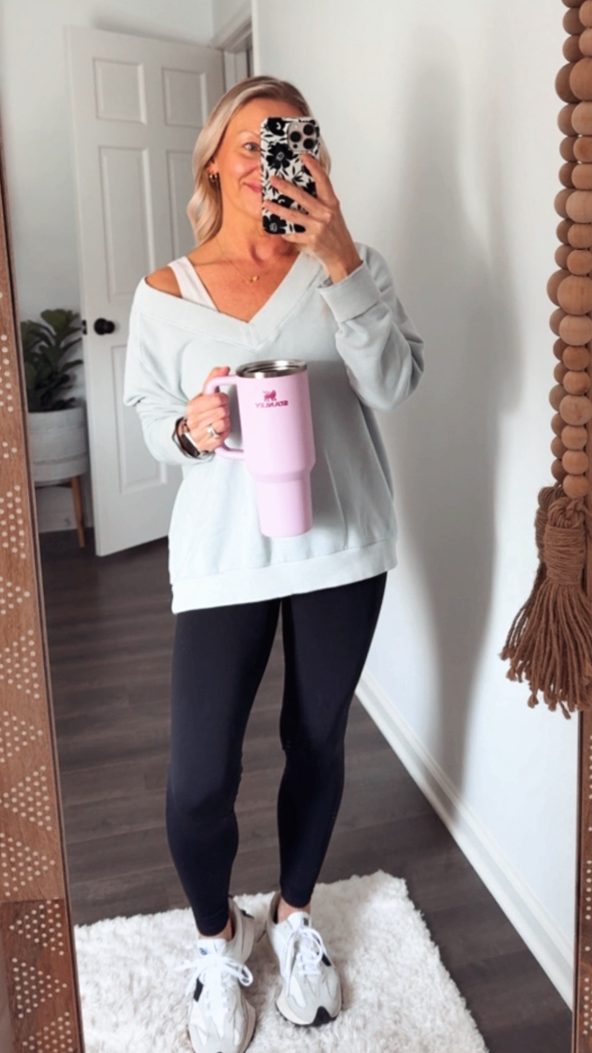 Sunday errands ootd 

#LTKdayinmylife #LTKActive #LTKOver40