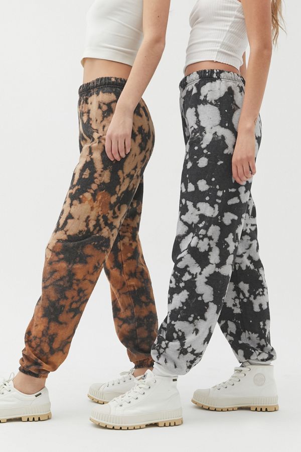 Urban Renewal Monochrome Tie-Dye Sweatpant | Urban Outfitters (US and RoW)
