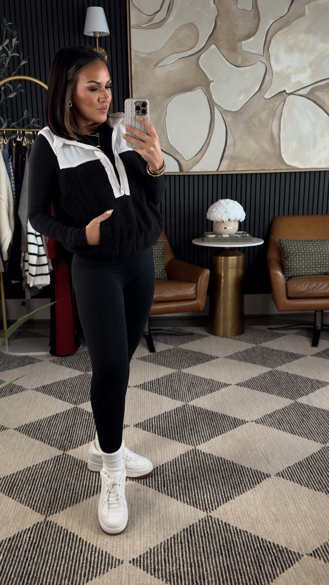 Perfect throw on and go outfit! 

Xs in vest 
Small in top
Xs in leggings

#LTKFindsUnder100 #LTKStyleTip #LTKOver40