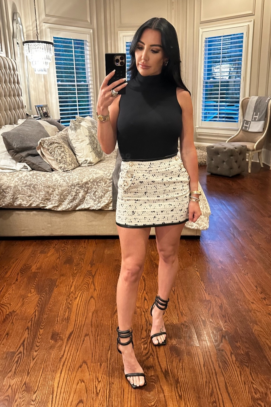 This skirt can be worn in both Spring/Summer months AND Fall/ Winter. You can also pair it with both a strappy heel or Boots & tights! Wearing a Size 2

#LTKworkwear #LTKstyletip #LTKparties