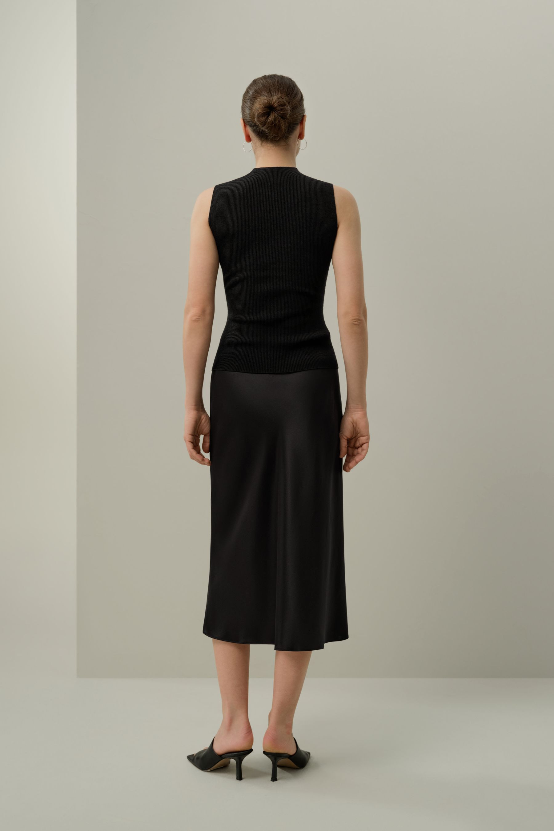 Seamless Knit Washable-Wool Vest | LILYSILK