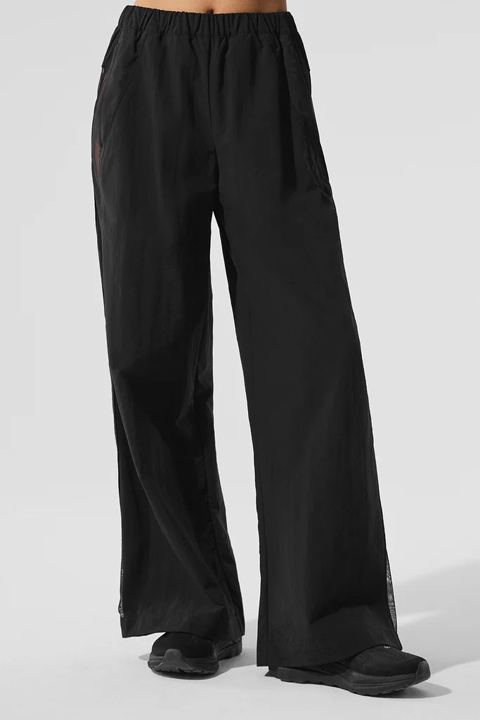 High-Waist Origin Wide Leg Track Pant | Alo Yoga (US)