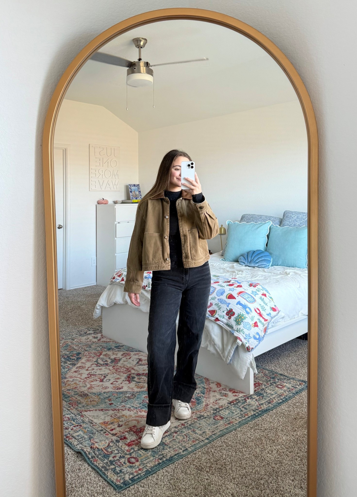 Barn jacket outfit! 🖤

#LTKootd #LTKSeasonal #LTKgrwm