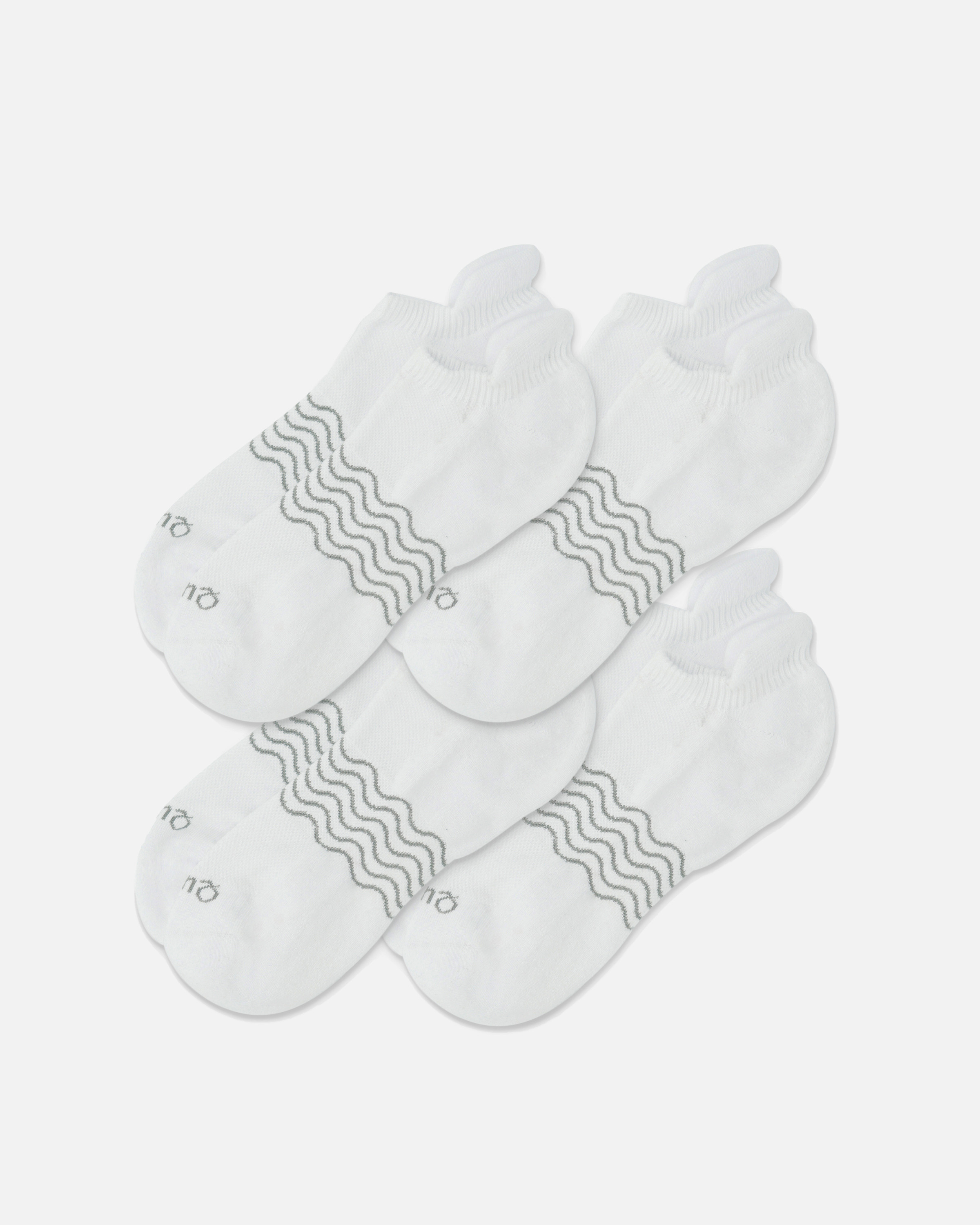 Quince | Organic Ankle Socks 4-Pack in White, Size XS/Small, Cotton | Quince