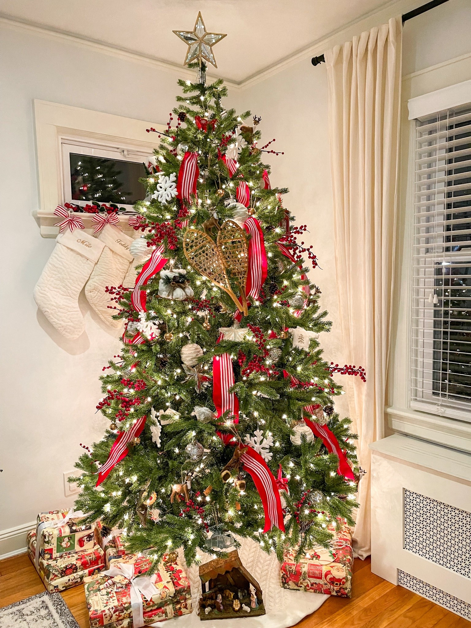 Christmas tree
Christmas decorations
Star
Ribbon
Candy cane
Ornaments
Holiday decor
Ski chalet
Snow shoes
Deer ornament
Stockings
Garland
Tree skirt
Woodland
Animals
Gold ornament
White ornament
Silver ornament
Picture frame ornament

#LTKHoliday #LTKHome #LTKFindsUnder50