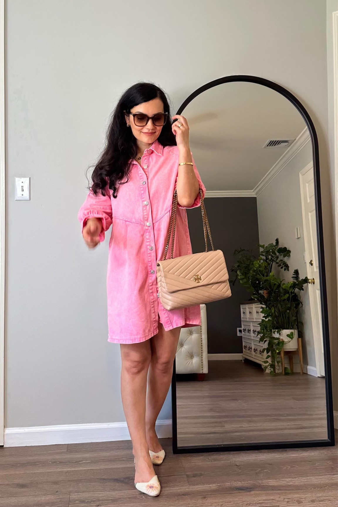 Prettiest and adorable barbie dress 🫶
Styling basic pieces, like simple dress with many existing pieces one of my favourite games lately 

I am a size 4 or S in US🫶

To shop this reel comment the word, “Shop" below and I’ll send you all the outfit details 

✨tap the link in my ig bio @funstyleforall 
✨you can shop all my looks in the @ltk or @amazon  storefront page - follow me there 🫶

Neutral minimal outfit ideas • Pinterest inspired outfits • Parisian style • basic autumnal outfits • wearing Vs styling your clothes • easy outfits
#amazonfinds #affordablefashion #amazonfashion #amazondeals 
#outfitinspiration #outfitideas #stylingtips
#capsulewardrobe #styleinspo #casualstyle #summerfashion #outfitideas #springstyle #nospendmonth #fashionblogger