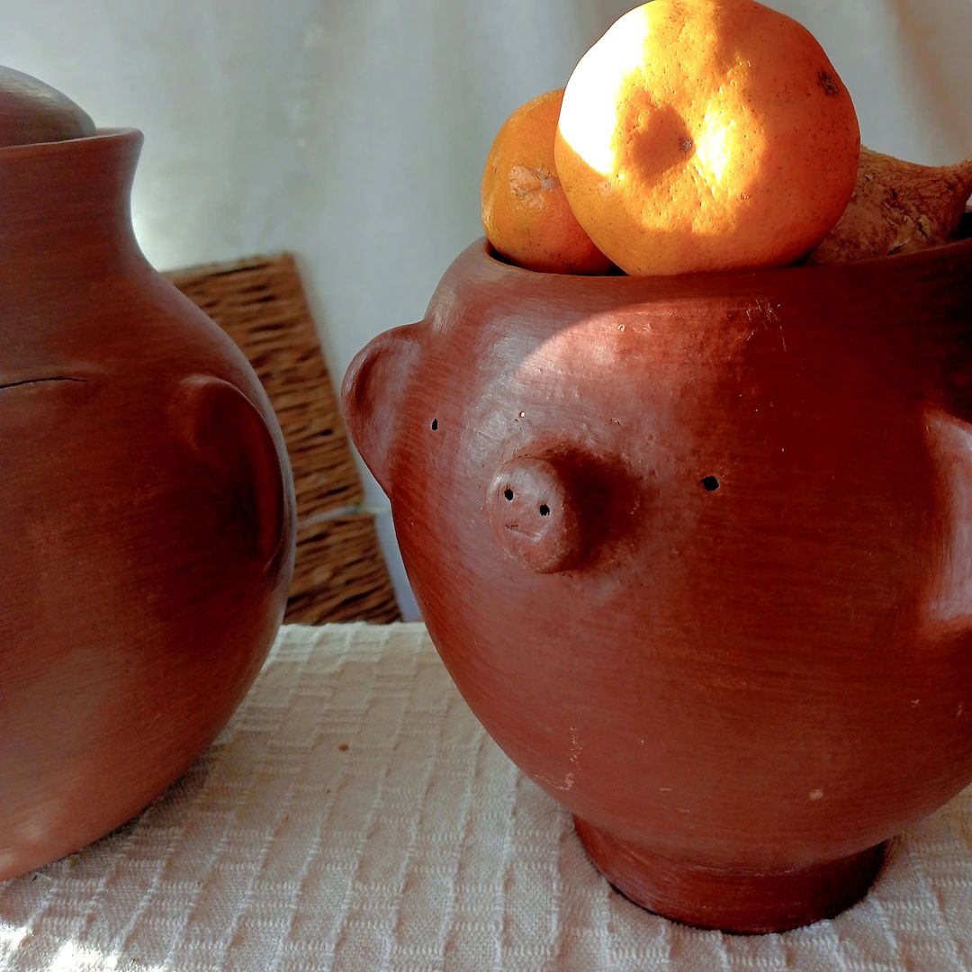 Oaxaca red clay Piggy vessel by master Lorena | Etsy (US)