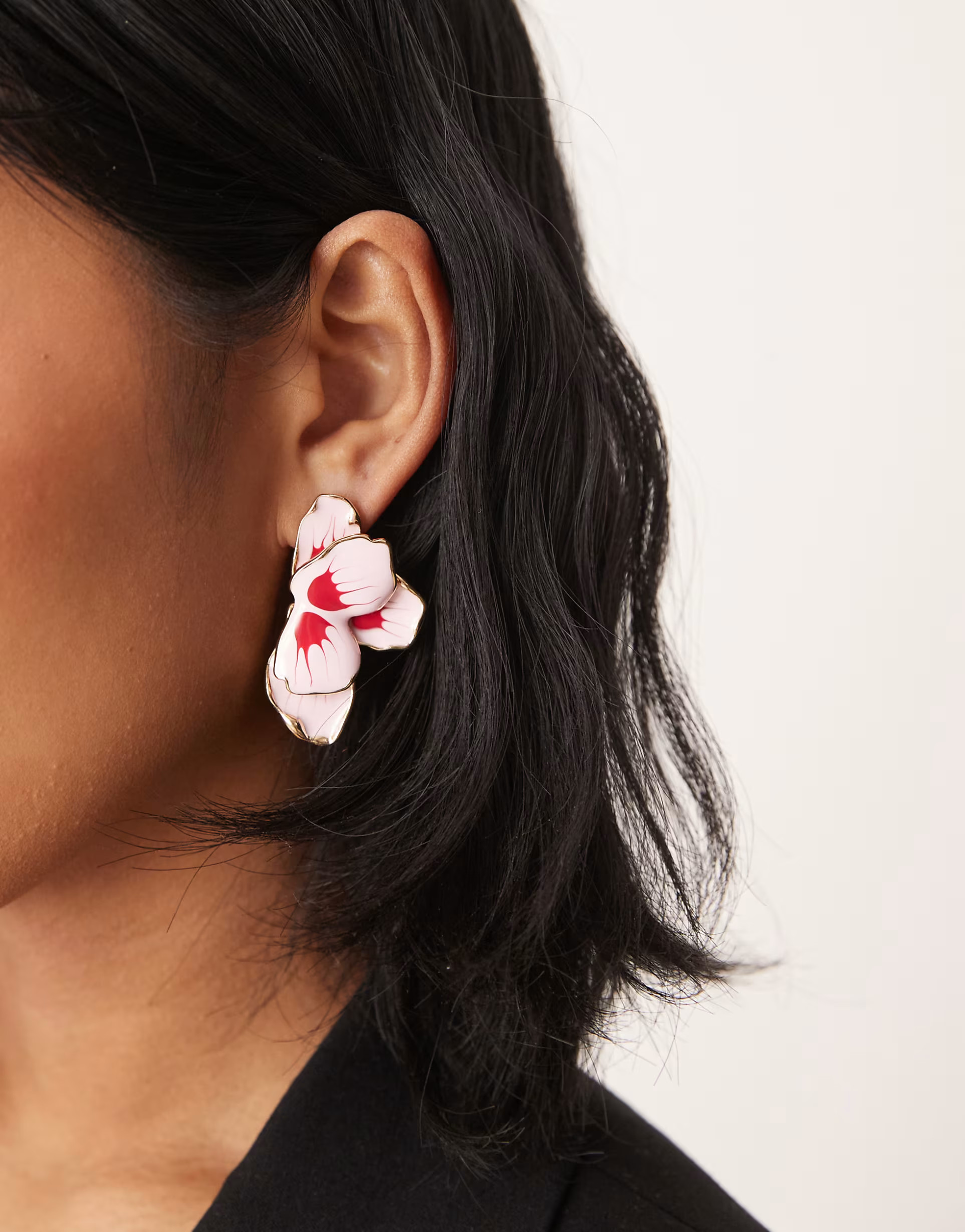 ASOS DESIGN stud earrings with petal detail in pink | ASOS (Global)