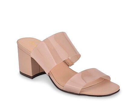 Ellria Sandal | DSW