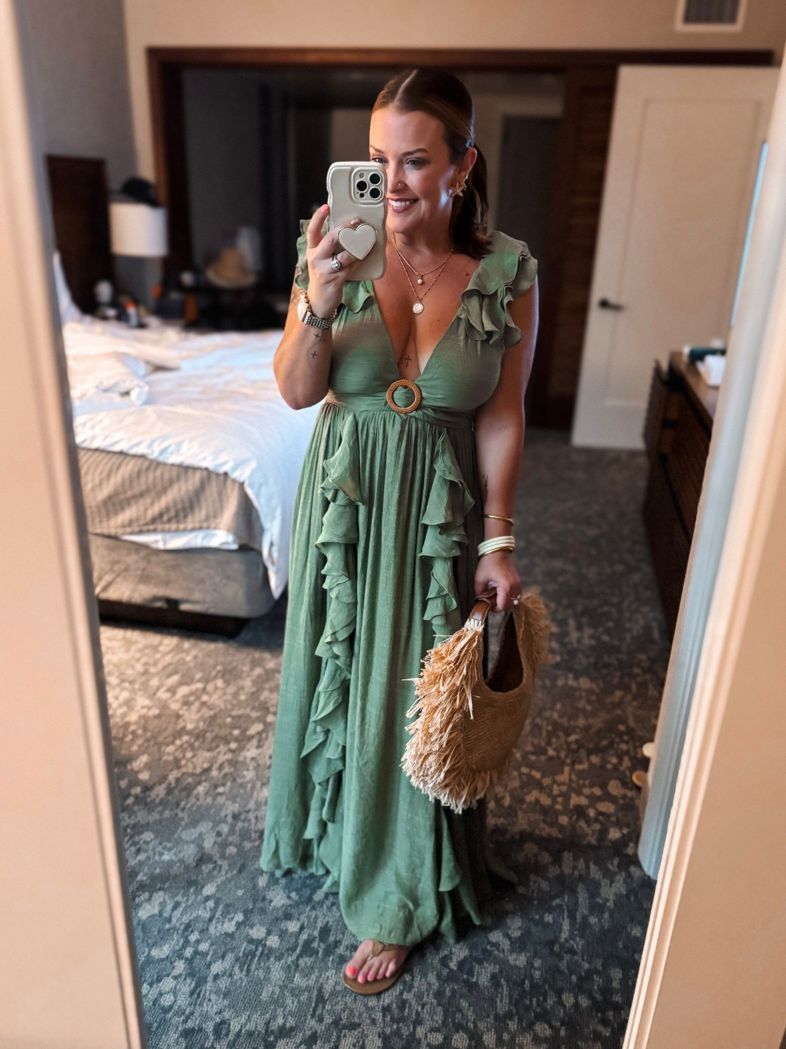 I wore this dreamy VICI dress to a Maui oceanside dinner 

#LTKTravel #LTKootd