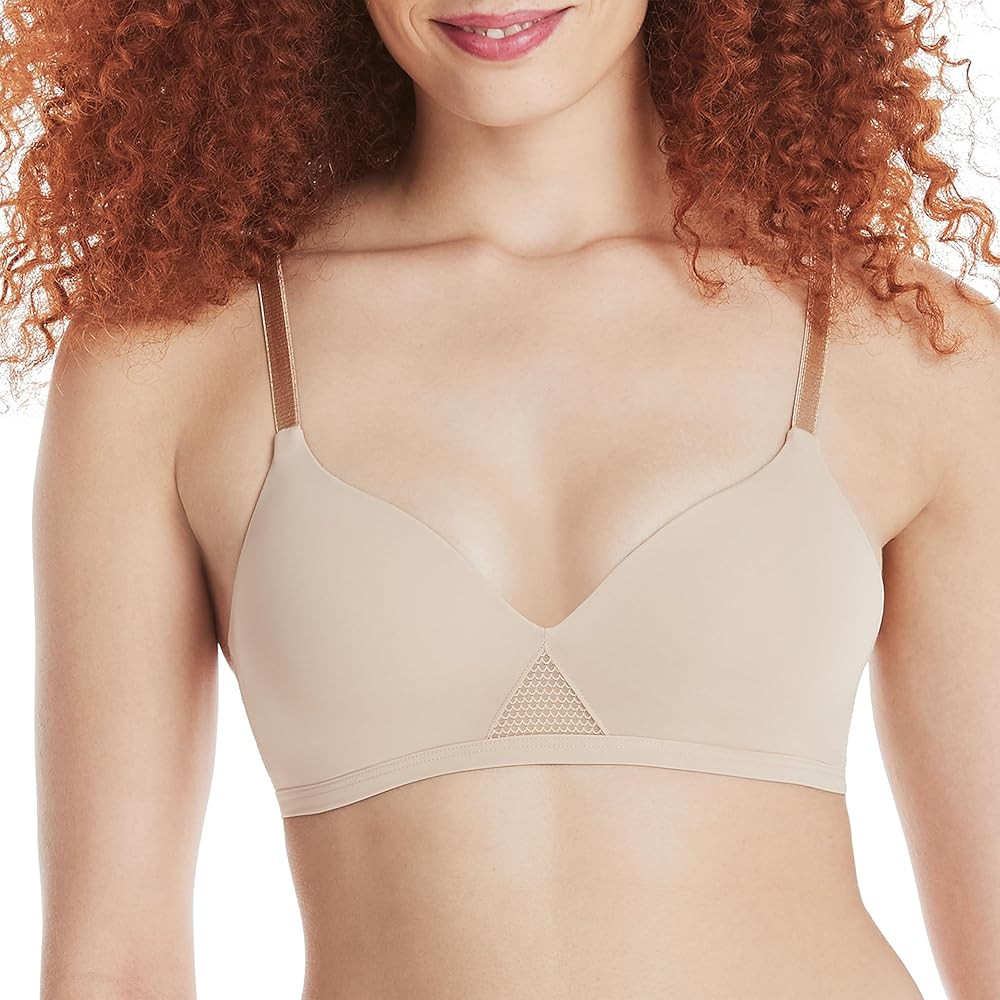 Hanes Women's Wireless Bra, Oh So Light T-Shirt Bras for Women, ComfortFlex Fit, Foam Cups, Singl... | Amazon (US)