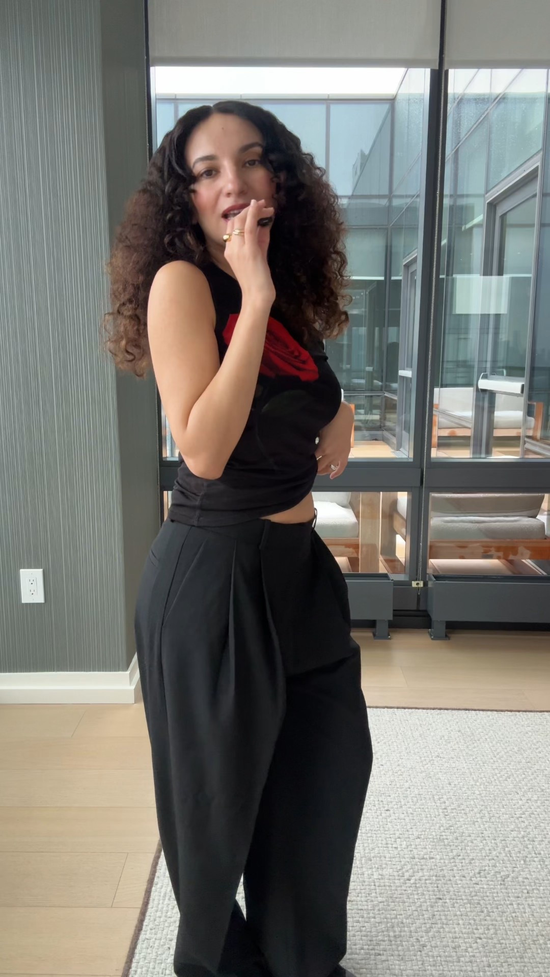 Black wide leg pants 

#LTKootd #LTKgrwm #LTKWorkwear